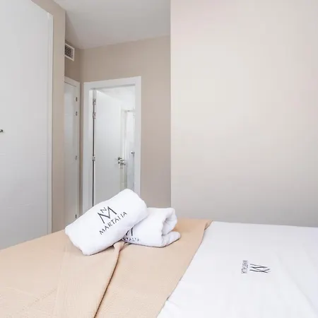 公寓 Martalia Aticos Deluxe 龙达