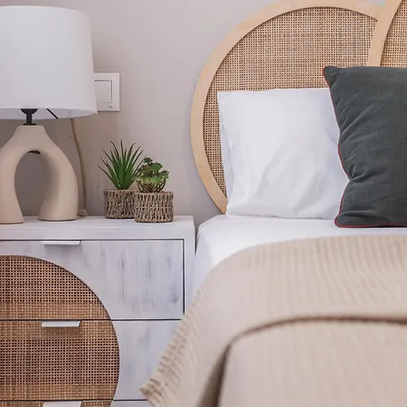 Martalia Aticos Deluxe روندا