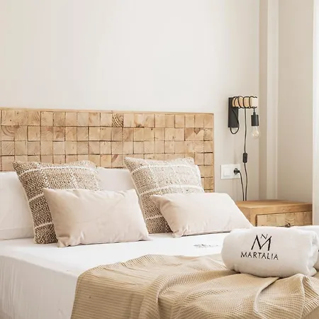 Martalia Aticos Deluxe روندا