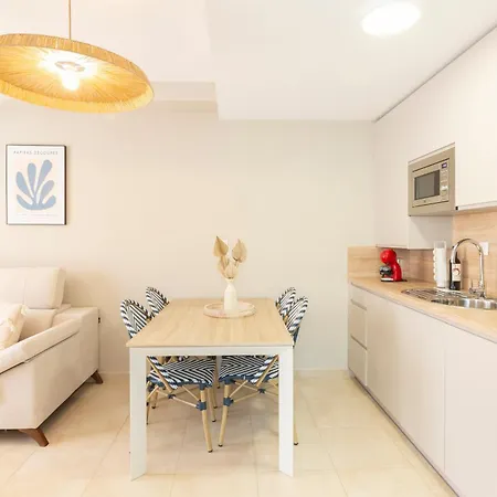 Martalia Aticos Deluxe روندا